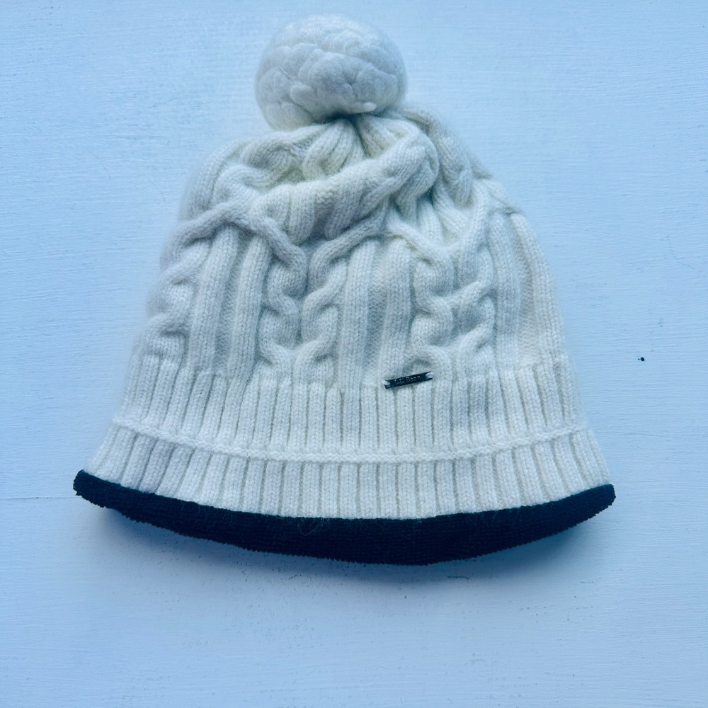 LL Bean Gore-Tex Infinium Cable Knit Beanie Hat Cream White Fleece Lined OSFA